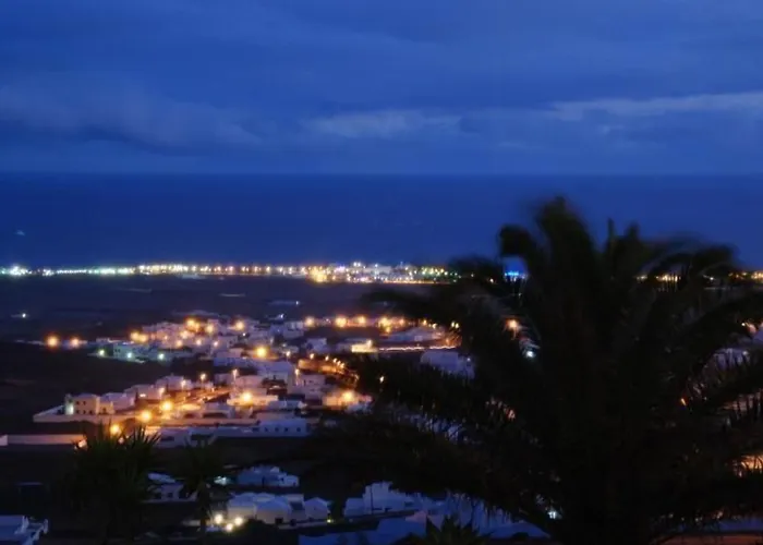 Grosses Mit Meerblick Auf Lanzarote By Interhome