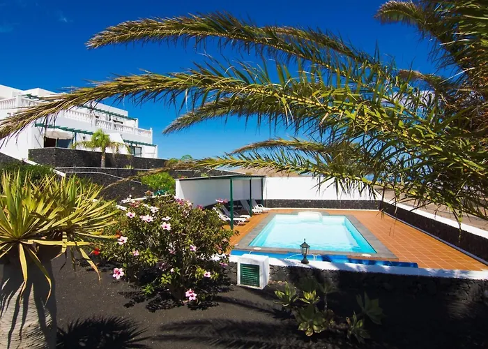 Grosses Mit Meerblick Auf Lanzarote By Interhome
