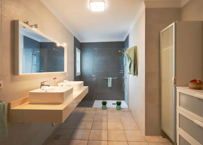 Apartment Grosses Mit Meerblick Auf Lanzarote By Interhome Tías