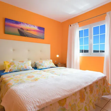 Grosses Mit Meerblick Auf Lanzarote By Interhome