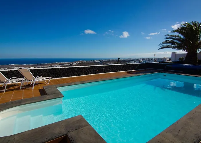 Grosses Mit Meerblick Auf Lanzarote By Interhome Апартаменты Тиас