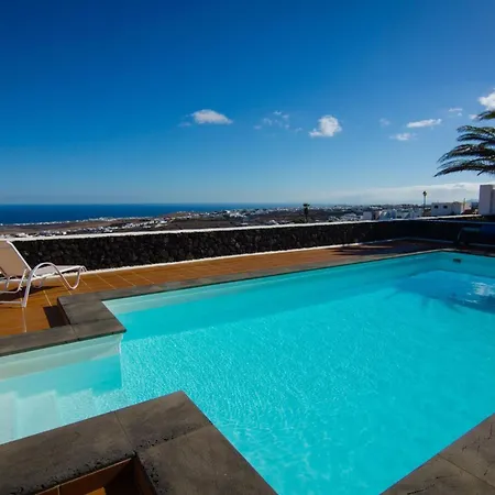 Grosses Mit Meerblick Auf Lanzarote By Interhome Apartman Tías
